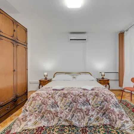 Lägenhet Mirta Split